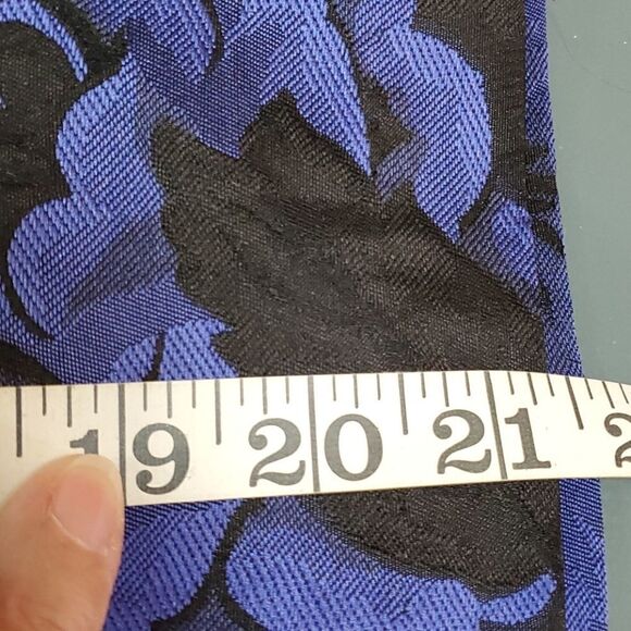 MSK black skirt with royal blue flowers size medium. Goth, Y2K - Picture 7 of 7